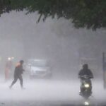 सावधान! राज्यात 5 ते 9 जुलैदरम्यान तुफान पावसाचा इशारा; घाटमाथ्यावर रेड अलर्ट, किनारपट्टीवर ऑरेंज अलर्ट