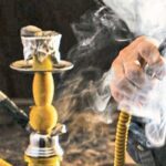 पुणे: “हुक्का संस्कृती”ला चतुःशृंगी पोलिसांचा धक्का! औंध-बाणेर लिंक रोडवरील फार्म कॅफेचं “धूरकांड” उघड