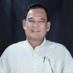 दुधनी नगरपरिषदेच्या स्वच्छता सभापतीपदी हाजी रौफ निंबाळकर यांची वर्णी; अध्यक्ष प्रथमेश भैया म्हेत्रे यांच्या उपस्थितीत नियुक्ती पत्र प्रदान